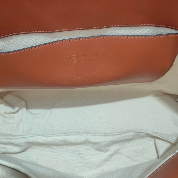 Burberry Beige and Black Tote with Tan Straps - Picture 9 of 11